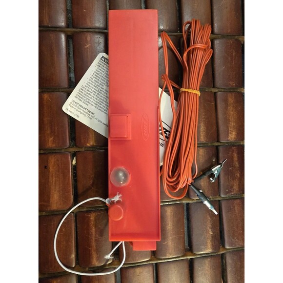 Estes Model Rockets Wizard & Firehawk + Launch Controller and Recovery Wadding - Picture 6 of 6